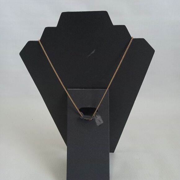 Avon Gold Toned Metal Single Strand Large Oversized Hinged Leaf Pendant Necklace - Picture 2 of 10